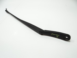 RAMIĘ WYCIERACZKI PRZÓD PRAWE BMW F11 EU 7203156
