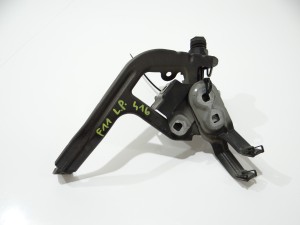 UCHWYT MOCOWANIE BŁOTNIKA LEWE BMW F11 416