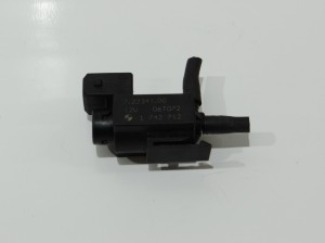 ZAWÓR PODCIŚNIENIA BMW 5 E60 E61 3.0D 1742712 (4614426)