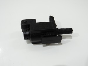 ZAWÓR PODCIŚNIENIA BMW E60 E90 2.0D 7810831 (4614310)
