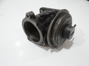 ZAWÓR EGR BMW E60 E61 E90 LCI 306D3 7804380 (4570997)
