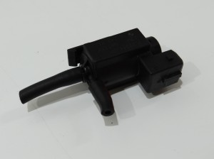 ZAWÓR PODCIŚNIENIA BMW E60 E87 E90 3.0D 1742712