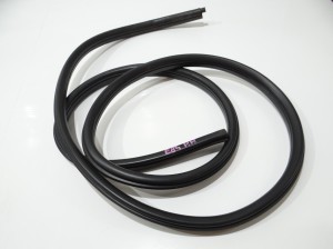 USZCZELKA DRZWI PRAWY PRZÓD BMW X1 E84 2990833