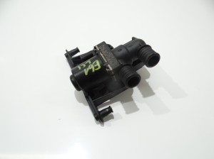 ELEKTROZAWÓR POMPKA WODY BMW E60 E61 LCI 6920226