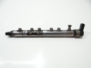 LISTWA WTRYSKOWA BMW E60 E61 LCI N47D20A 7809129 (4570604)