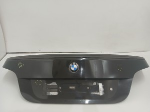 KLAPA BAGAŻNIKA BMW E60 M PAKIET LOTKA 668/9