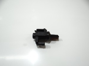 ZAWÓR PODCIŚNIENIA BMW F10 F25 F30 F34 8570591