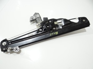 PODNOŚNIK MECHANIZM SZYBY PRAWY TYŁ BMW E61 7034388