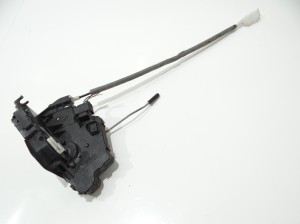 ZAMEK DRZWI LEWY TYŁ BMW E46 TOURING 7011245