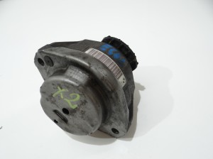 PODUSZKA SILNIKA LEWA BMW E60 E61 6762607