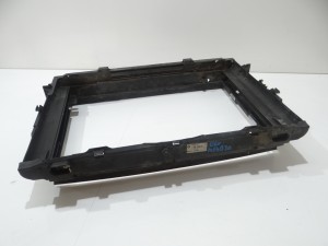 RAMKA OBUDOWA CHŁODNIC BMW E60 M54B30 7519204