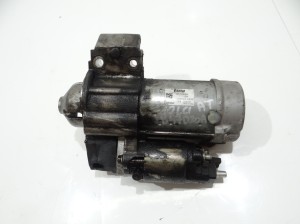 ROZRUSZNIK BMW F10 F11 LCI B47D20A 8570846