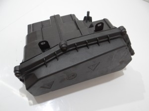 OBUDOWA SKRZYNKI BEZPIECZNIKÓW BMW F30 F31 N47 2.0D 8509916