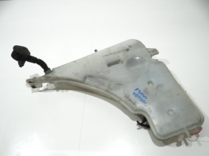 ZBIORNICZEK PŁYNU DO SPRYSKIWACZY BMW F31 LCI XENON 7241675 (16215737)