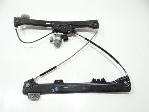 PODNOŚNIK MECHANIZM SZYBY PRAWY PRZÓD BMW E60 E61 7034352