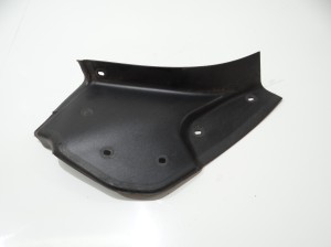 OSŁONA RYNIENKI KLAPY LEWA BMW F07 GT 7201659 (16707642)