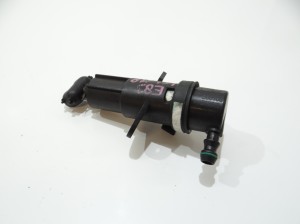 SPRYSKIWACZ LAMPY  PRAWY LEWY BMW X3 E83