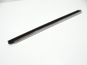 LISTWA SZYBY PRAWY TYŁ BMW F02 7206452
