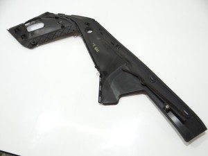 MASKOWNICA OSŁONA BŁOTNIKA LEWY PRZÓD BMW F07 OE 7042983 (16657987)
