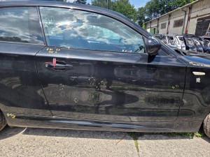 DRZWI PRAWE PRZEDNIE BMW E81 475