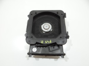GŁOŚNIK NISKOTONOWY PRAWY BMW X1 F48 F45 9275996