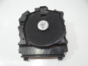 GŁOŚNIK SUBWOOFER PRAWY BMW F07 9225830