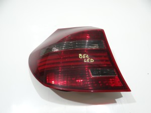 LAMPA LEWA TYLNA BMW E81 7260051