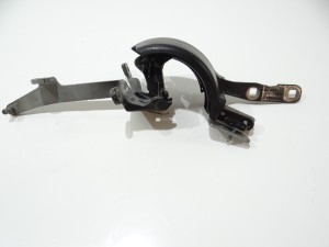ZAWIAS KLAPY BAGAŻNIKA LEWY BMW F11 7206639