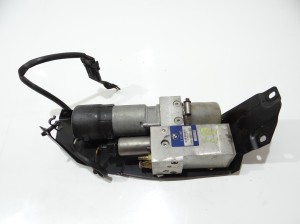 POMPA HYDRAULICZNA KLAPY BAGAŻNIKA BMW  5 E61 7111867