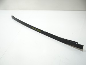 LISTWA SZYBY CZOŁOWEJ PRAWA BMW F11 B90 (16588749)