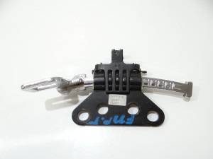 SILNICZEK ZACZEP KANAPY PRAWY TYŁ BMW F11 7253622