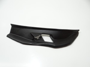 OSŁONA RYNIENKI ODPŁYWU WODY PRAWA BMW F11 OE 7233880