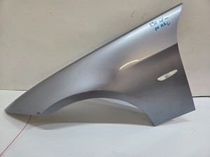 BŁOTNIK LEWY PRZEDNI BMW E90 E91 LCI