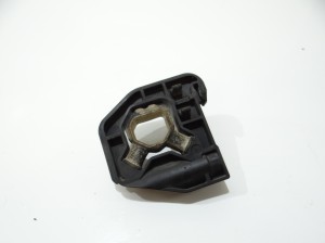 UCHWYT MOCOWANIE CHŁODNICY LEWE BMW F20 F22 F30 F31 OE 7600541