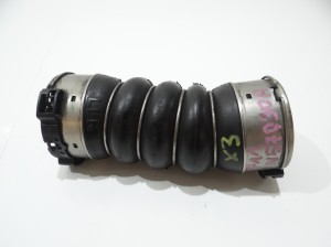 WĄŻ PRZEWÓD INTERCOOLERA BMW F10 F11 N57D30A  8513451