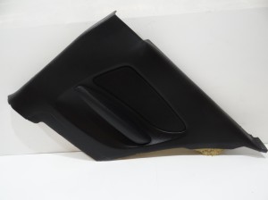 BOCZEK TAPICERKA PRAWY TYŁ BMW E81 OE (14753678)