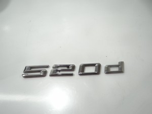 NAPIS EMBLEMAT BMW E61 LCI 520D