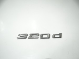 NAPIS EMBLEMAT 320D BMW F30 LCI