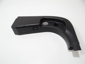 OSŁONA SŁUPKA PROGU LEWA BMW 5 E60 E61 EU 7025029 (16392672) EU