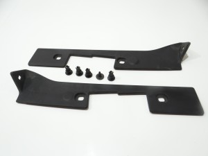 OSŁONA ZAWIASU KLAPY BMW E61 7071599 7071600 KOMPLET