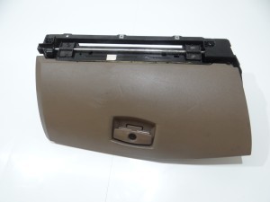 SCHOWEK PASAŻERA BMW E61 7034080 EU