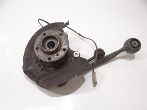 PIASTA ZWROTNICA LEWA PRZEDNIA PRZÓD BMW X1 E84 N47 OE 6788699 (16368924)