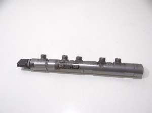 LISTWA WSTRYSKOWA MINI R60 N47 1.6D OE  7823460