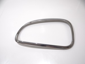 OKULAR LAMPY CHROM PRAWY TYŁ MINI R60 OE