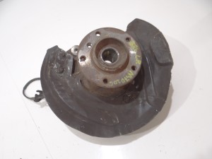 PIASTA ZWROTNICA LEWA PRZEDNIA PRZÓD BMW X1 E84 N47 OE 6788699 (16368780)