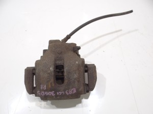 ZACISK PRAWY PRZÓD BMW X3 E83 LCI 306D5 60/30