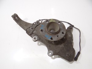 PIASTA ZWROTNICA PRAWA PRZEDNIA BMW F10 F11 OE (16368697)
