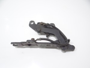 ZAWIAS MASKI LEWY PRZÓD BMW E87 7060559 SPARKLING