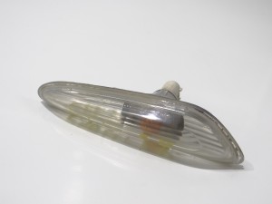 KIERUNKOWSKAZ PRAWY PRZÓD BMW E46 LCI OE