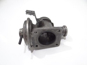 ZAWÓR EGR BMW E39 E46 E65 LCI 204D4 7785452
